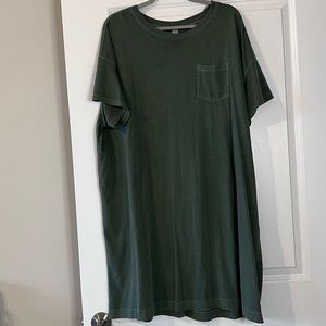 Old Navy t-shirt dress